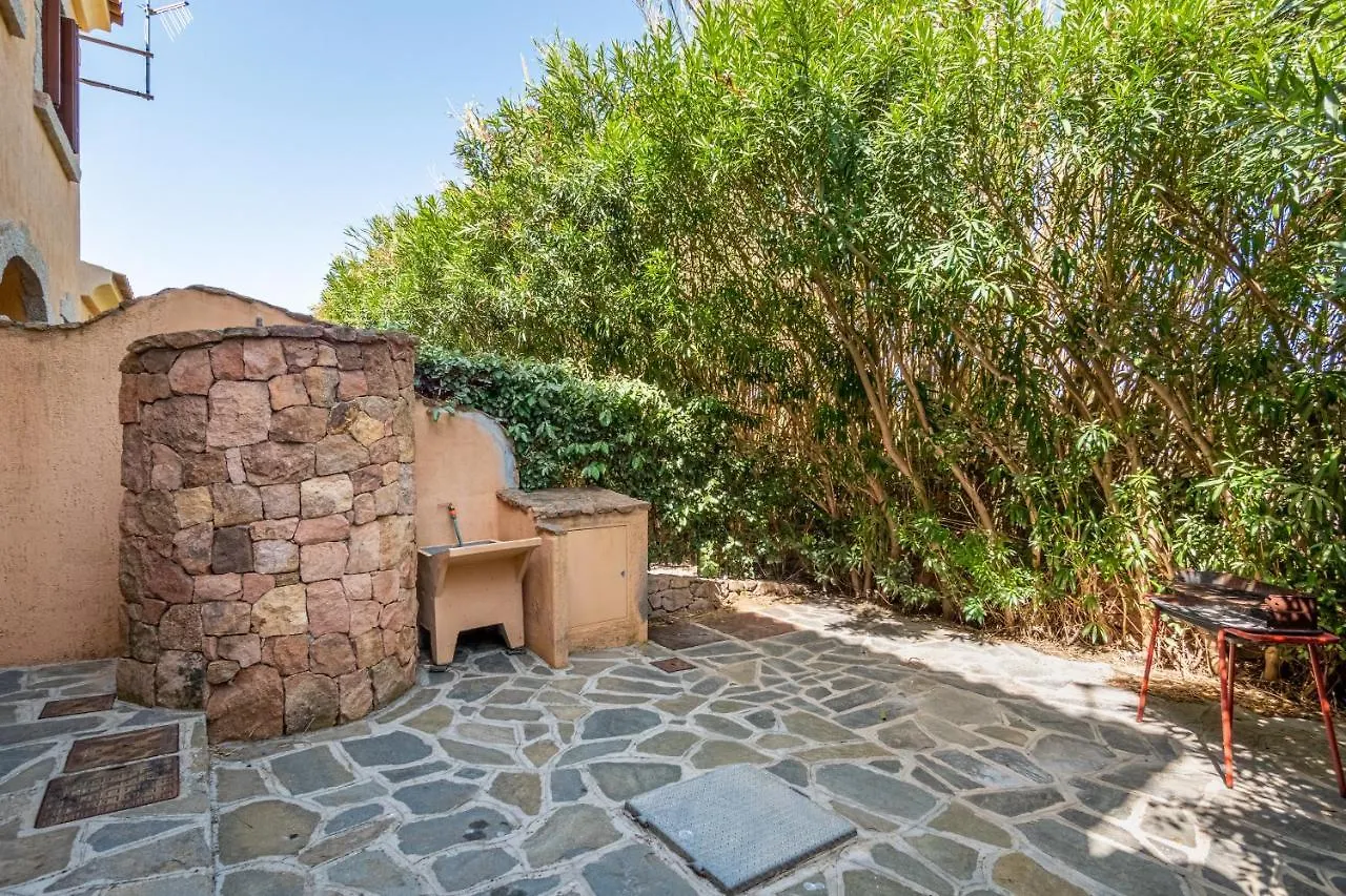 Villetta Confortevole San Teodoro  Holiday home